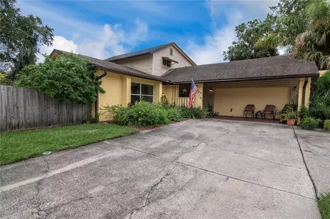 7441 Oakvista Cir, Tampa, FL 33634