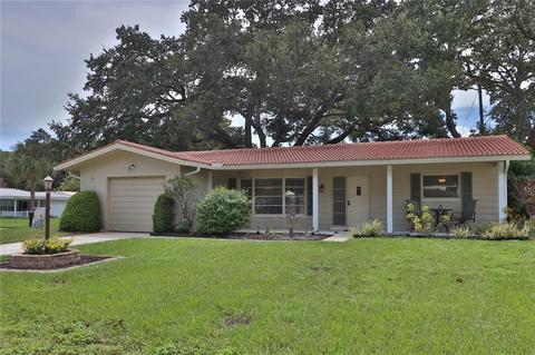 2302 Forest Dr, Clearwater, FL 33763 photo 1