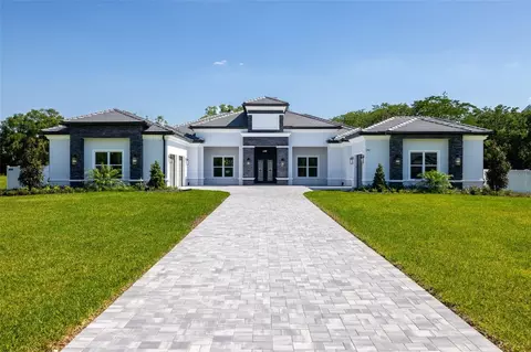 248 Magnolia Acres Ct, Lutz, FL 33548