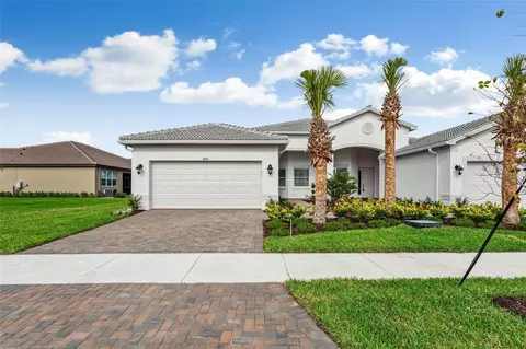 4906 Sienna Isles Ave, Wimauma, FL 33598