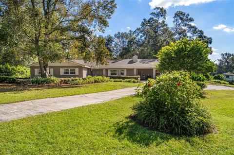 1102 S Taylor Rd, Seffner, FL 33584 photo 1