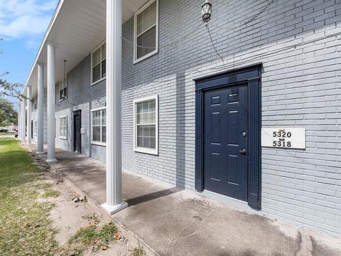 5320 Whiteway Dr, Temple Terrace, FL 33617