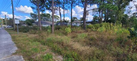 13524 Spring Hill Dr, Spring Hill, FL 34609 photo 1