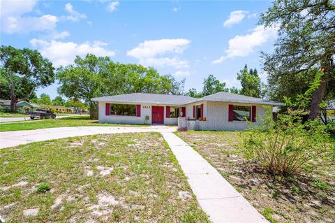 4613 Shad St, Tampa, FL 33617