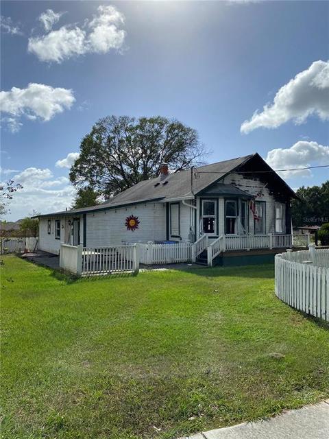 9937 Joe Ebert Rd, Seffner, FL 33584 photo 1