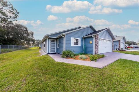37448 Redberry Ct, Zephyrhills, FL 33542