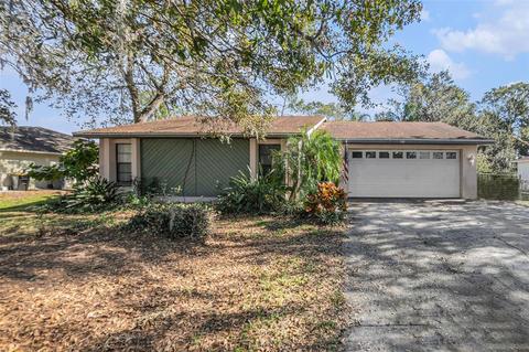 5733 Southwind Dr, Mulberry, FL 33860