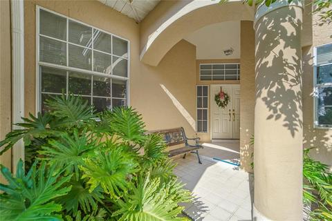 301 Red Cedar Ct, Saint Petersburg, FL 33703
