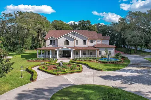 2706 Little Rd, Valrico, FL 33596
