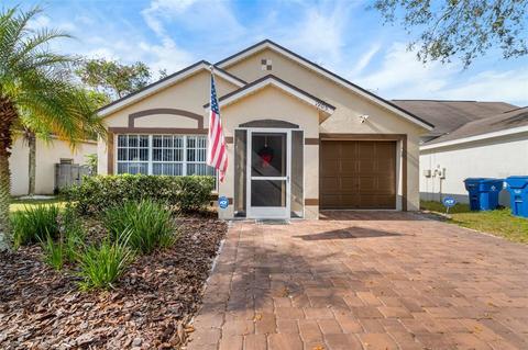 1905 Falling Star Ln, Lutz, FL 33549 photo 1