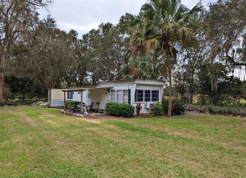 2001 Martin Rd, Dover, FL 33527 photo 1
