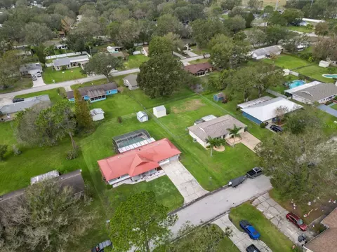 5115 Forestgreen Dr E, Lakeland, FL 33811