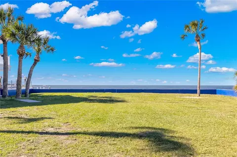 5839 Beverly Dr, Hudson, FL 34667