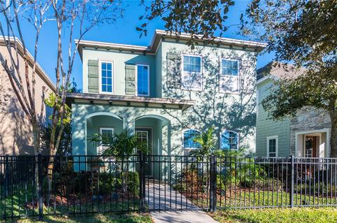 5942 Village Center Dr, Lithia, FL 33547