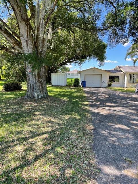 202 19th Ave NW, Ruskin, FL 33570