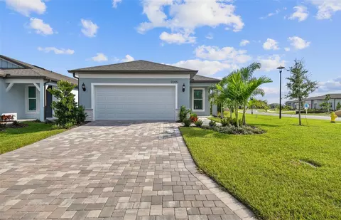 9205 Ballaster Pointe Loop, Parrish, FL 34219
