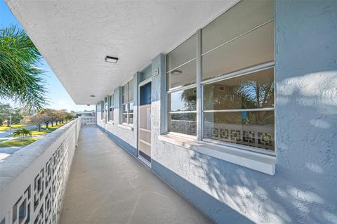4715 Bay St NE #329, Saint Petersburg, FL 33703