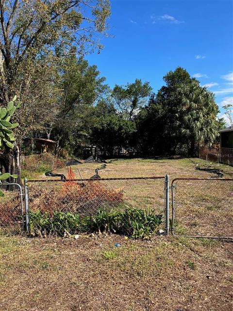 3611 N 54th St, Tampa, FL 33619