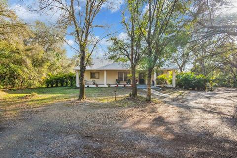1410 Pinetree Cir, Wimauma, FL 33598