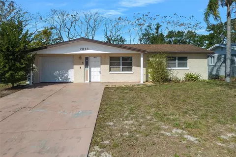 7811 Rottingham Rd, Port Richey, FL 34668