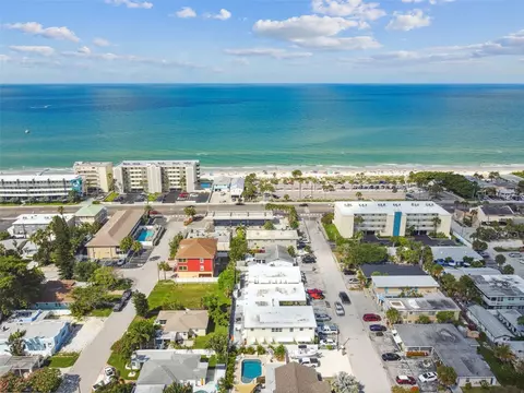 95 144th Ave #10, Madeira Beach, FL 33708