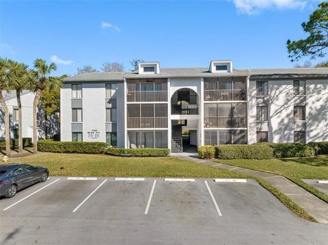 1182 Pine Ridge Cir W #D1, Tarpon Springs, FL 34688