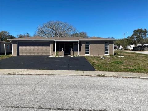 1829 Sprint Ln, Holiday, FL 34691
