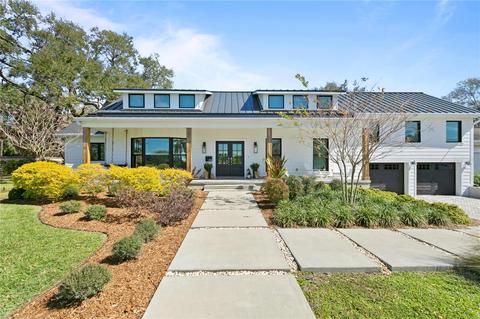 2511 N Riverside Dr, Tampa, FL 33602