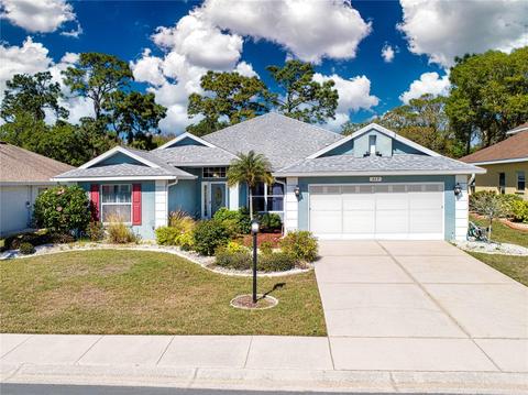 317 Caloosa Woods Ln, Sun City Center, FL 33573