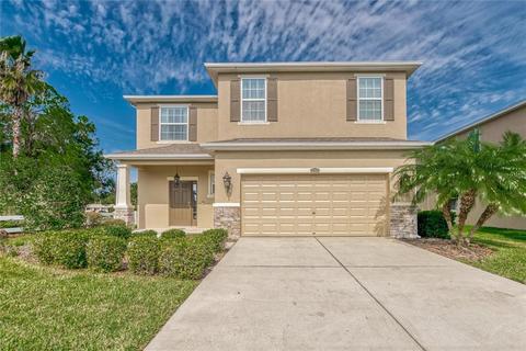 2757 Walden Woods Dr, Plant City, FL 33566