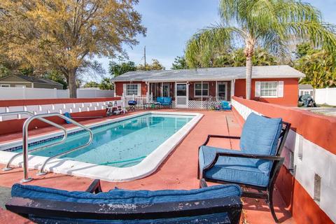 3115 Adrian Ave, Largo, FL 33774 photo 1