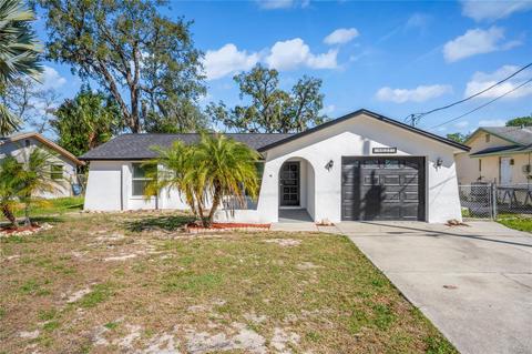 8621 Longboat Ln, Hudson, FL 34667