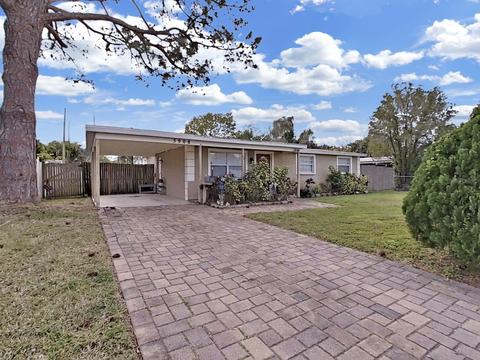 5908 68th Ave N, Pinellas Park, FL 33781