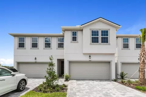 19169 Blue Pond Dr, Lutz, FL 33558