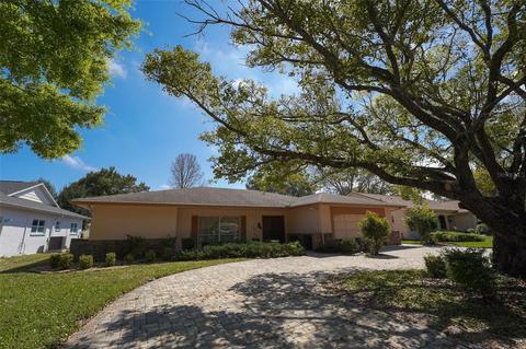 7804 Doral Dr, Hudson, FL 34667