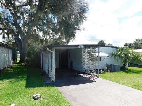 3246 Osage Dr, Zephyrhills, FL 33541