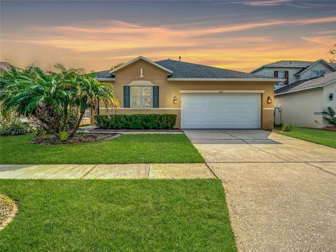 6764 Waterton Dr, Riverview, FL 33578