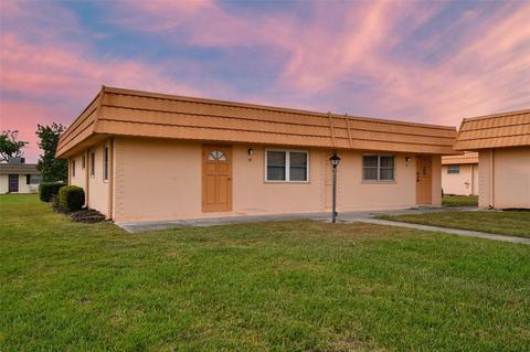 1801 Bedford Ln #47, Sun City Center, FL 33573