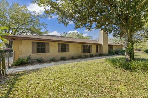 12911 Jess Walden Rd, Dover, FL 33527