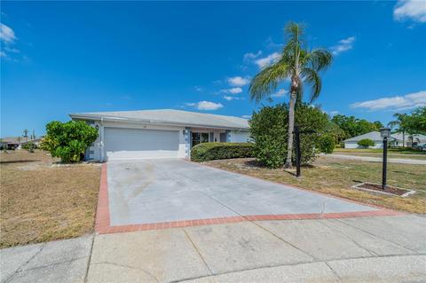 305 Hickory Stick Ct, Sun City Center, FL 33573