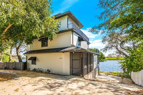3233 E Yukon St, Tampa, FL 33604