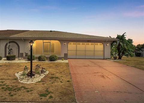 1219 Bluewater Dr, Sun City Center, FL 33573