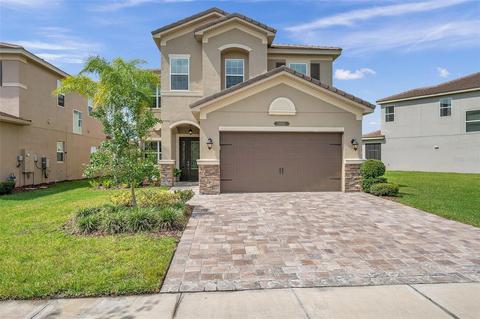 31011 Lindentree Dr, Wesley Chapel, FL 33543