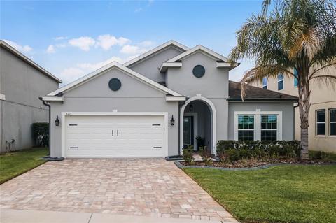 521 Blue Cypress Dr, Groveland, FL 34736