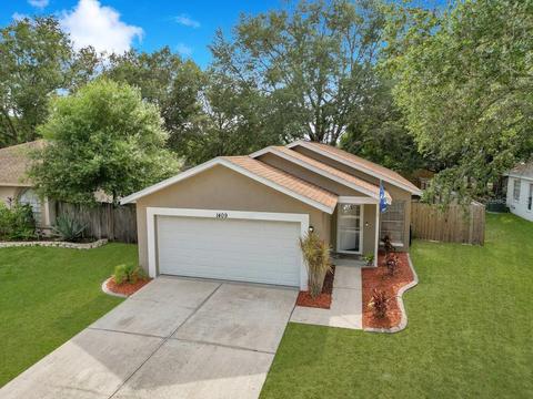 1409 Mohrlake Dr, Brandon, FL 33511