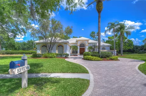 5317 Laurel Pointe Dr, Valrico, FL 33596