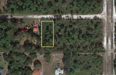 809 El Dorado Dr, Indian Lake Estates, FL 33855