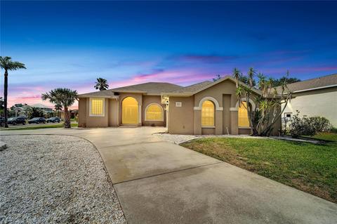 821 Greenview Dr, Apollo Beach, FL 33572