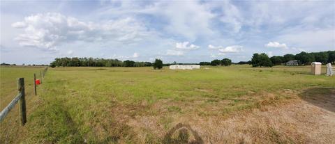 17018 Hilltop Horizons Pl, Dade City, FL 33523