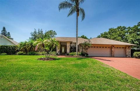 518 Crystal Grv, Lutz, FL 33548